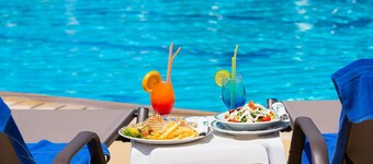 JP Pool & Apartments