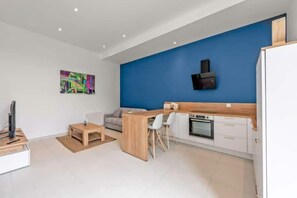 Interior - New, quiet, comfortable 3-star Meublé de Tourisme apartment. (Saint-Pol-de-Léon)