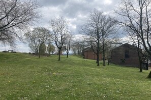 Property grounds - Charming Stay by the Meuse (Hastière)