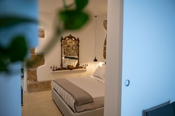 1 camera, Wi-Fi, lenzuola