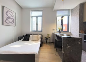 Family Suite, 1 Queen Bed with Sofa bed (One Bedroom Suite) | Premium bedding, in-room safe, desk, laptop workspace