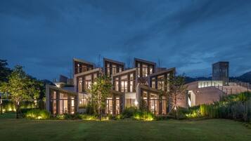 Front of property – evening/night