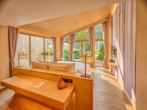 Zimmer, Terrasse, Gartenblick | Bettwäsche aus ägyptischer Baumwolle, hochwertige Bettwaren