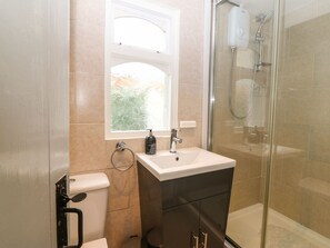 Cottage | Bathroom