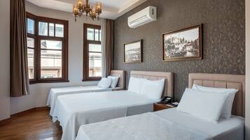 Egyptian cotton sheets, premium bedding, laptop workspace, free WiFi