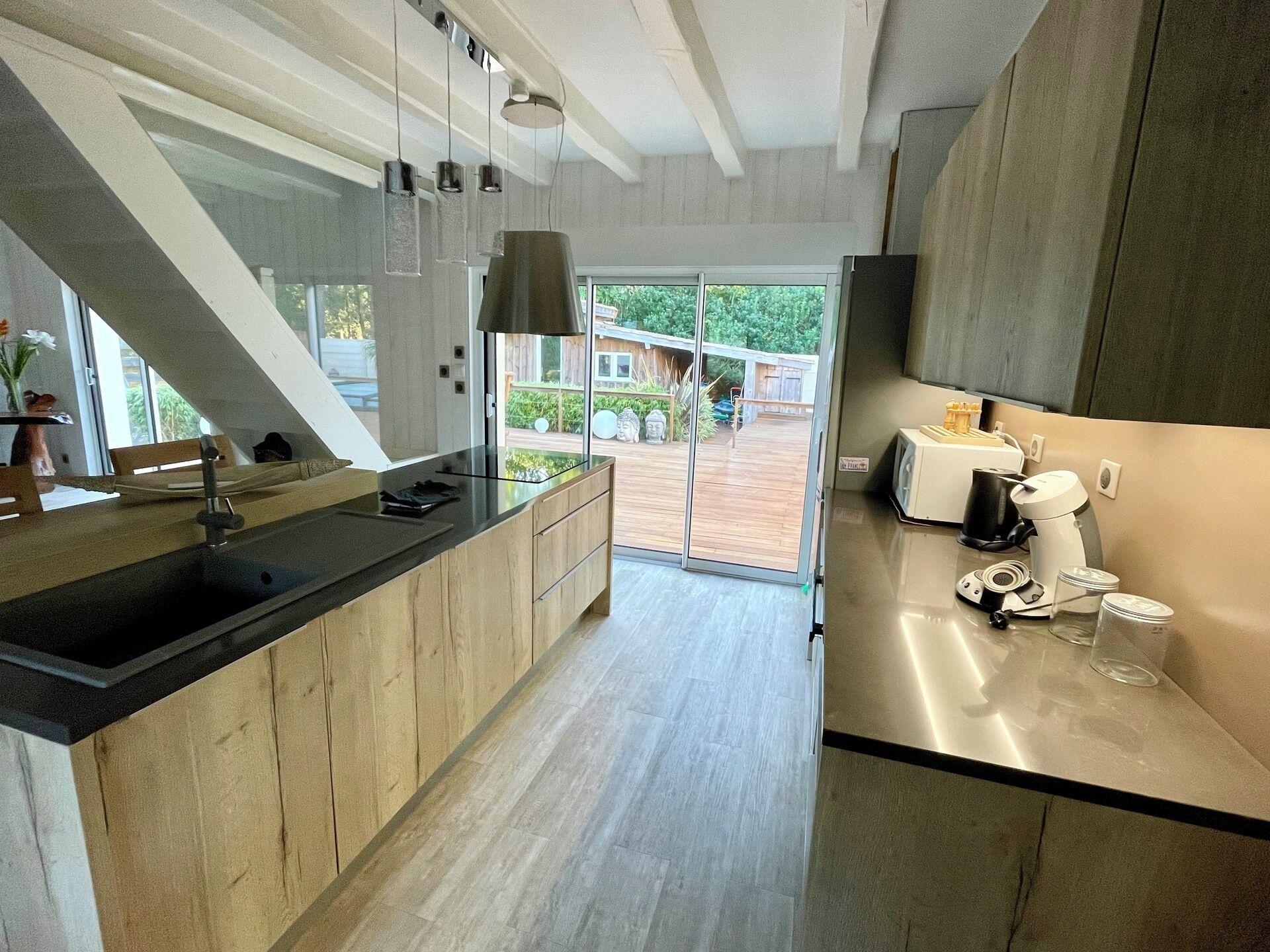 冰箱、微波炉、烤箱、炉灶