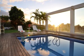 Piscine extérieure, piscine chauffée