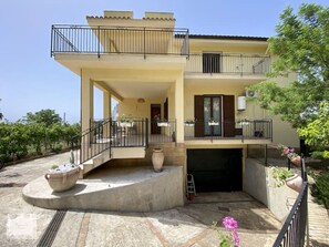 Exterior - Fabien's House Villa for relaxing vacations (Cinisi)