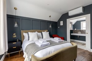 Deluxe Suite, Ensuite (Hart Suite) | Free WiFi - The White Hart (Wadhurst)