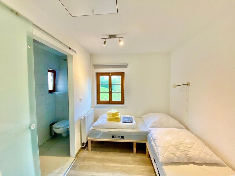 Modernes Apartment. Wanderungen In Den Nationalpark Beginnen Vor Der Haustür.... - Sebnitz