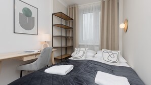 Unclassified image, 3 of 13, button - Warsaw P?ocka Apartment by Renters (Warsaw)