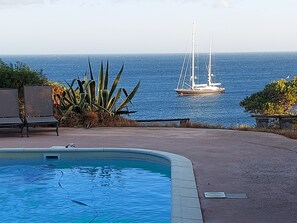Outdoor pool - Villa Avec Piscine Dans Domaine Privatif, Accès et vue sur mer (Calvi)