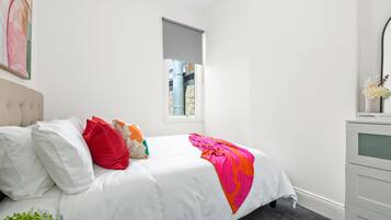 3 bedrooms, iron/ironing board, free WiFi, bed sheets