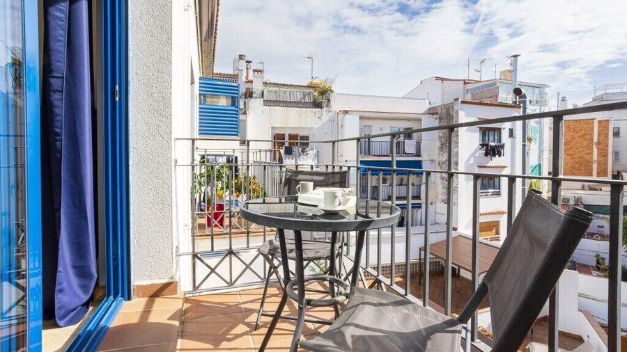 Lucas House by Sitges Group