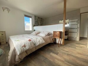 3 chambres, Wi-Fi gratuit, draps fournis