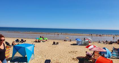 Entire 2 bed family home in Bridlington Old Town with a lovely year round garden