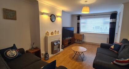 Entire 2 bed family home in Bridlington Old Town with a lovely year round garden