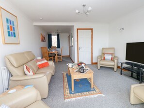 Living area - Kiama (Weymouth)