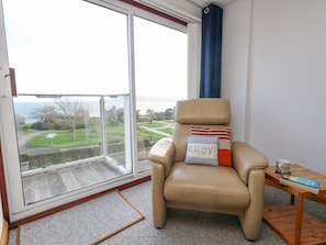 Living area - Kiama (Weymouth)