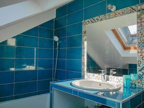 Hair dryer, towels - Beautiful contemporary house in Sauzon with sea view (Sauzon)