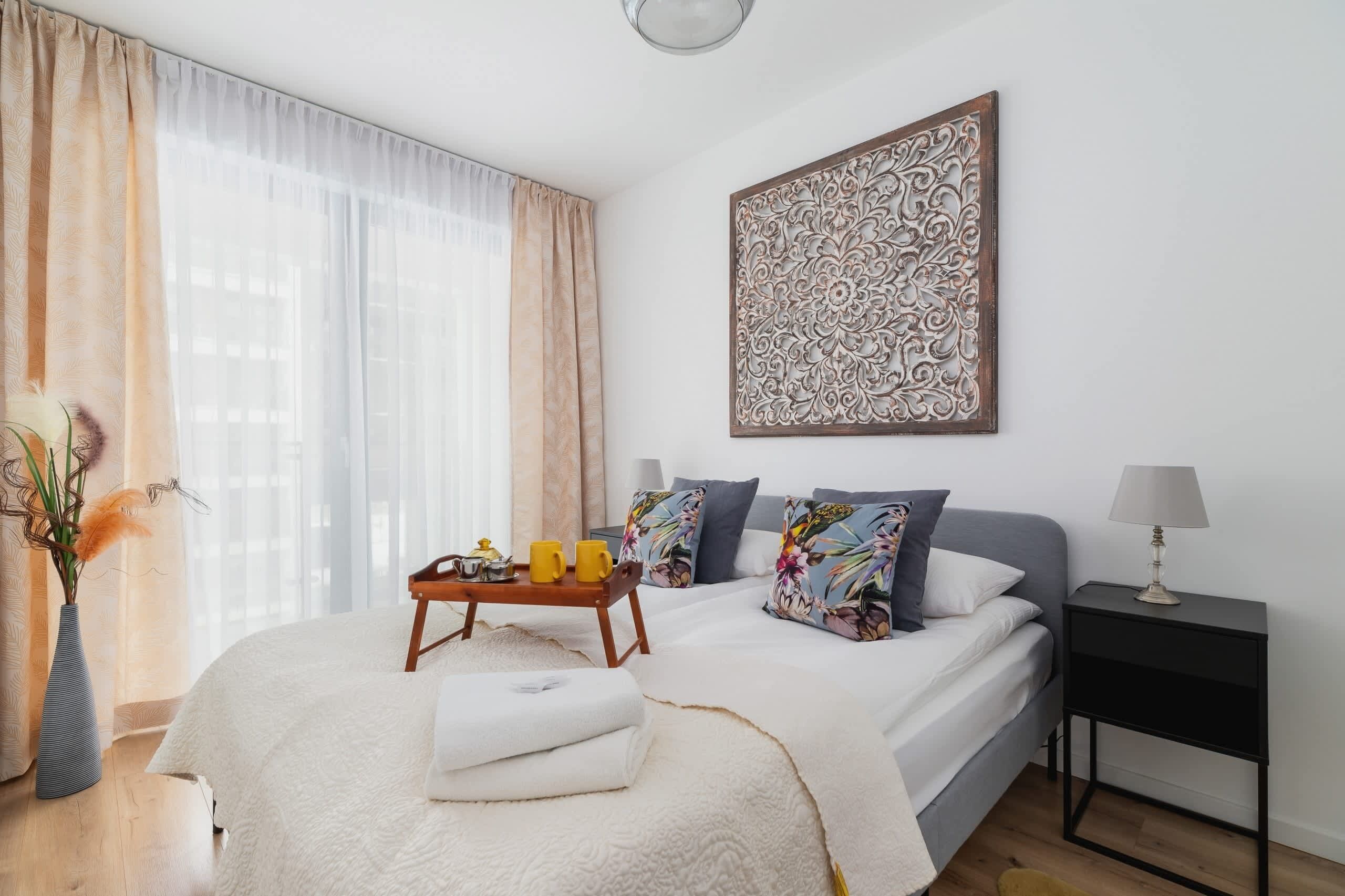 2 bedrooms, iron/ironing board, WiFi, bed sheets