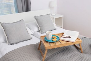 1 bedroom, iron/ironing board, bed sheets