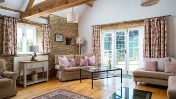 Cottage | Living area