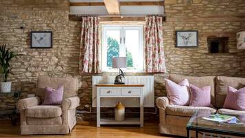 Cottage | Interior