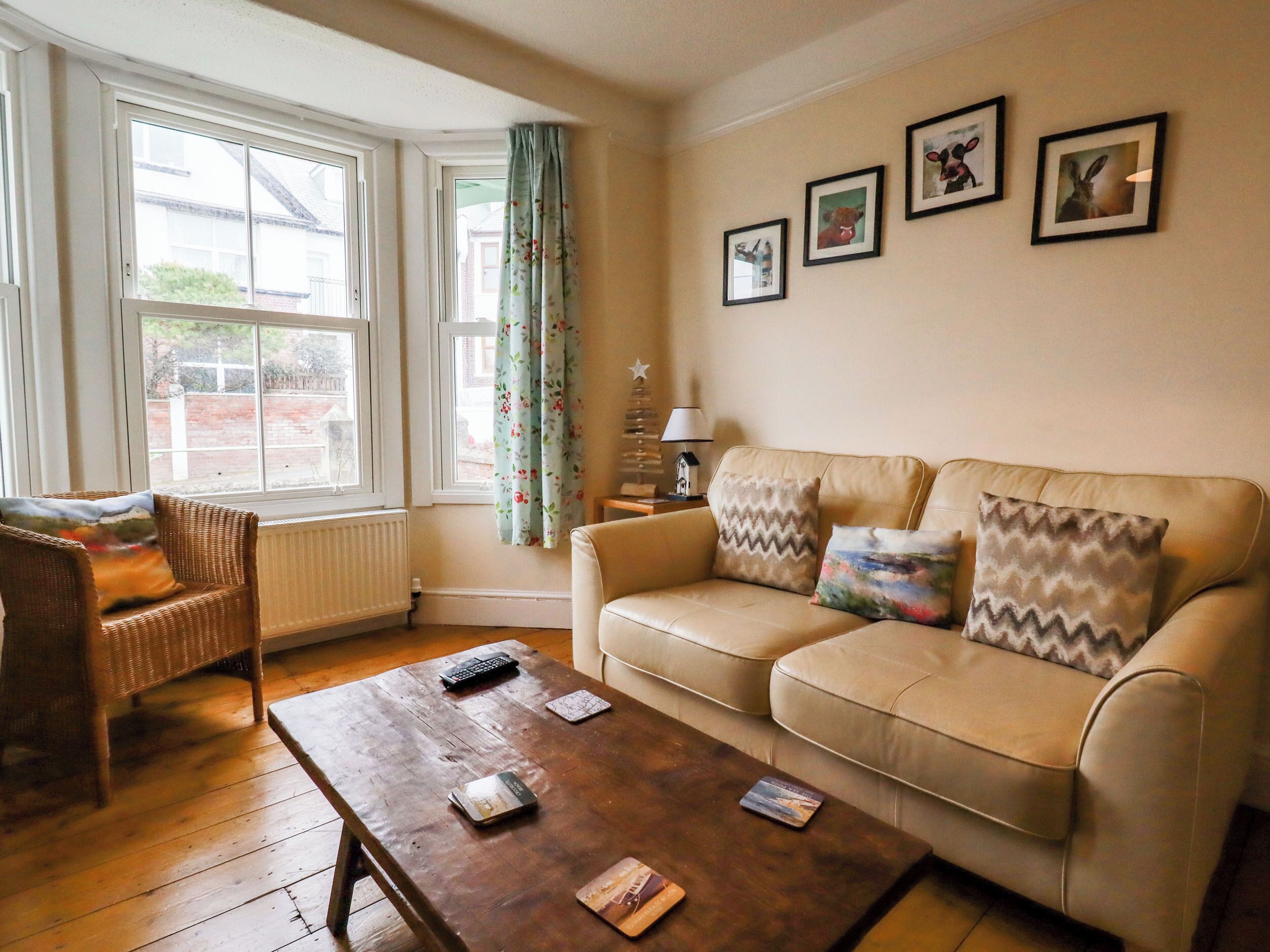 Cottage | Interior