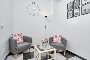 Interior - Apartment 'Carmen' with Mountain View, Wi-Fi and Air Conditioning (Nerja)