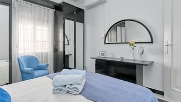 2 habitaciones, tabla de planchar con plancha y wifi gratis