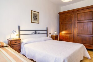 2 bedrooms, free WiFi, bed sheets