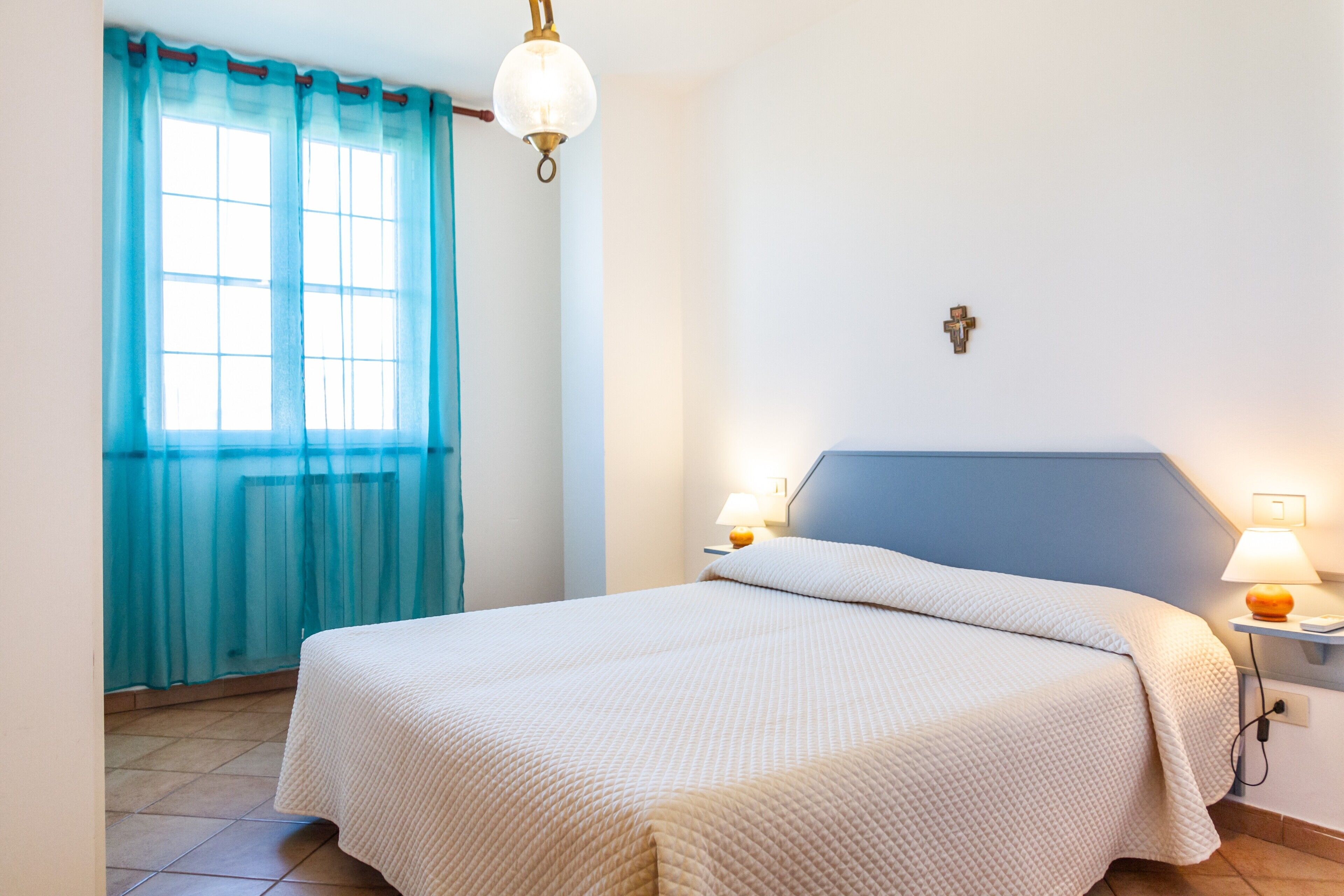 2 bedrooms, WiFi (free), bed sheets