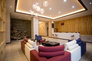 Unclassified image, 5 of 23, button - Shankee Tea Style Hotel (Mangshi Street) (Mangshi)