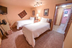 3 Schlafzimmer, Bügeleisen/Bügelbrett, WLAN, Bettwäsche