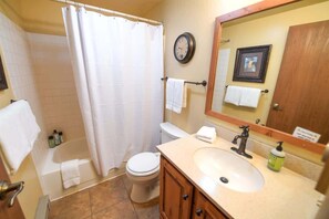 Bañera, secador de pelo