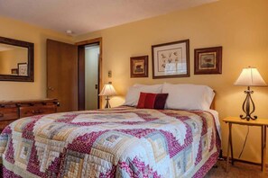 3 bedrooms, WiFi, bed sheets