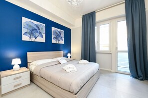 2 bedrooms, iron/ironing board, free WiFi, bed sheets - My Desenzano Family Apartment MGH 1 (Desenzano del Garda)