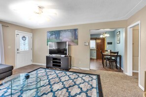 House, 3 Bedrooms | Interior