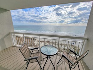 Condo, 2 habitaciones | Balcón