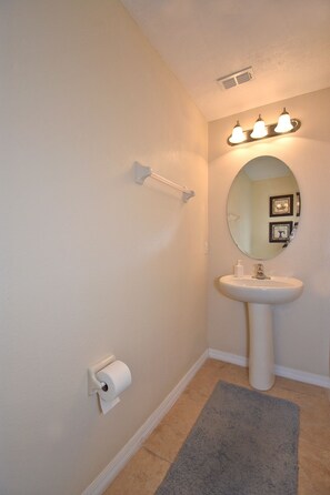 Unclassified image, 4 of 36, button - 1705vp 4 Bedroom Home by RedAwning (Kissimmee)