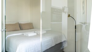 Interior - New studio with views from 13th floor (Tampere)