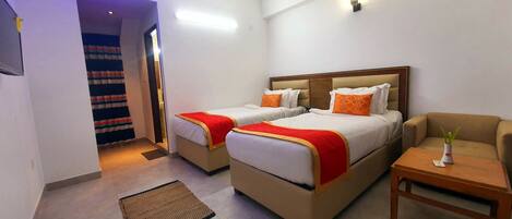 Habitación Deluxe | 2 habitaciones, tabla de planchar con plancha y wifi gratis