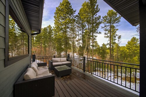Bent Nickel- Deadwood SD, 6 bed/5.5 bath, hot tub