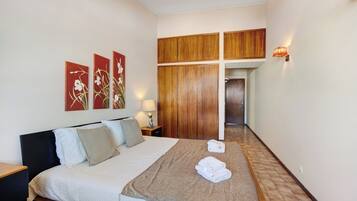 3 habitaciones, tabla de planchar con plancha y wifi gratis