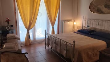 2 habitaciones, tabla de planchar con plancha y wifi gratis