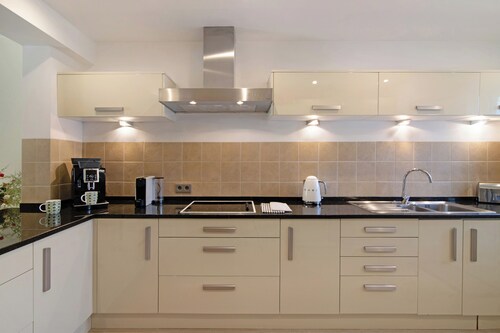 Maison de vacances 'Nicola' avec piscine privée, Wi-Fi et climatisation