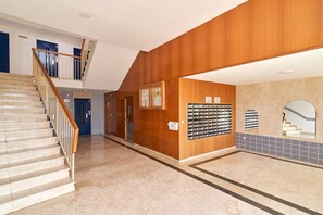 Interior - Apartment 'With Garage In Almuñecar' with Sea View, Wi-Fi and Air Conditioning (Almunecar)