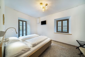 2 Schlafzimmer, kostenloses WLAN, Bettwäsche, Rollstuhlgeeignet