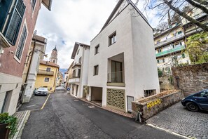 Esterni